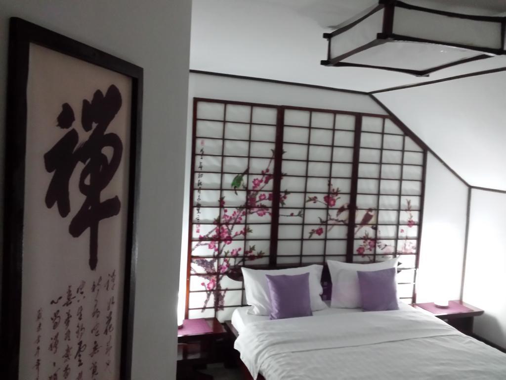 Casa Lily - Japanese Retreat Hotel Sighisoara Room photo