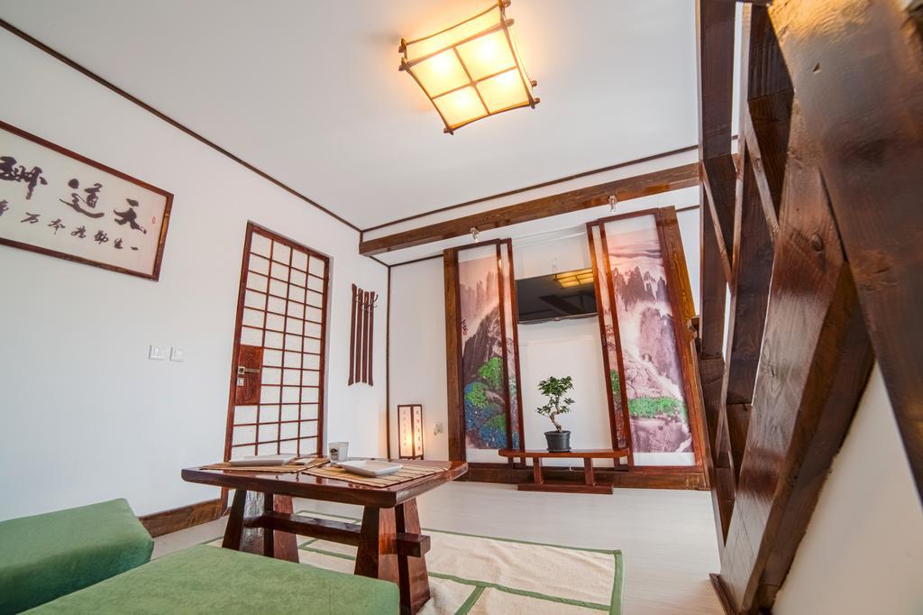 Casa Lily - Japanese Retreat Hotel Sighisoara Room photo